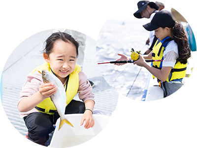 魚釣りで楽しんでいる子供